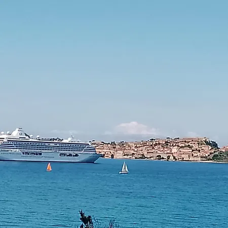 Laura شقة بورتوفيرّايو